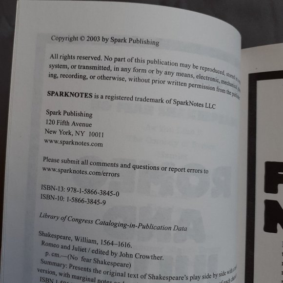 No Fear Shakespeare, Romeo and Juliet (No Fear Shakespeare) 2003 Paperback - Picture 8 of 11